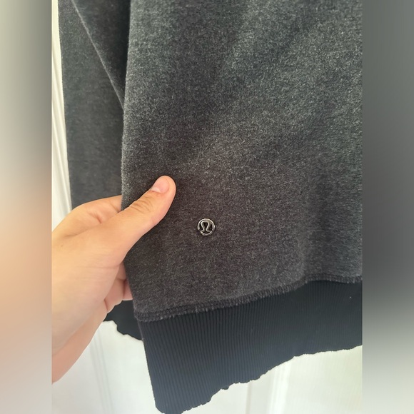 Lululemon Om & Roam Pullover Heathered Black / Black Womens size 4 - Picture 10 of 10